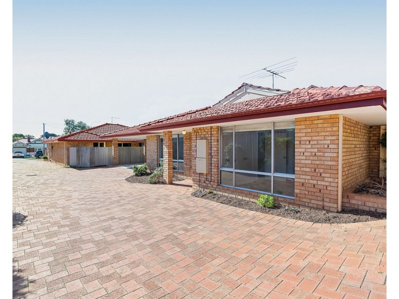 2/10 Zenobia Street, Palmyra WA 6157