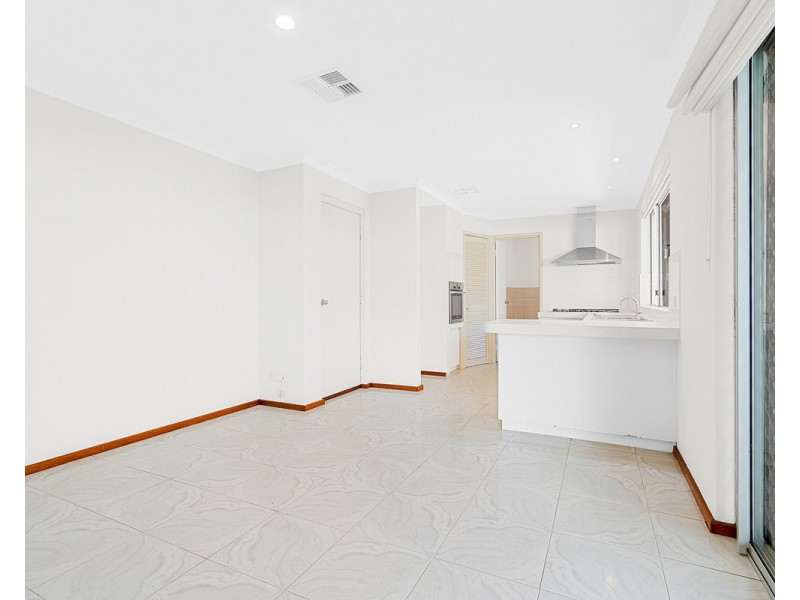 2/10 Zenobia Street, Palmyra WA 6157