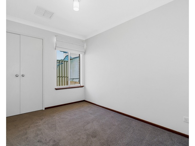 2/10 Zenobia Street, Palmyra WA 6157
