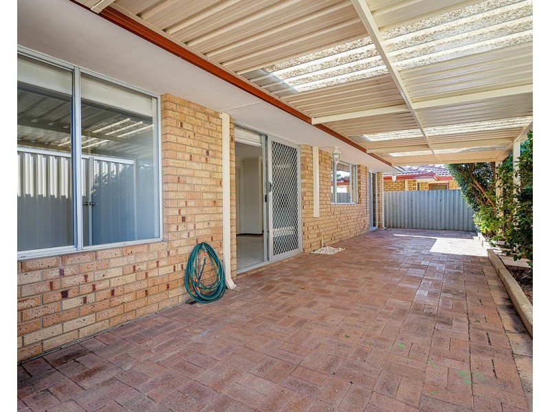 2/10 Zenobia Street, Palmyra WA 6157