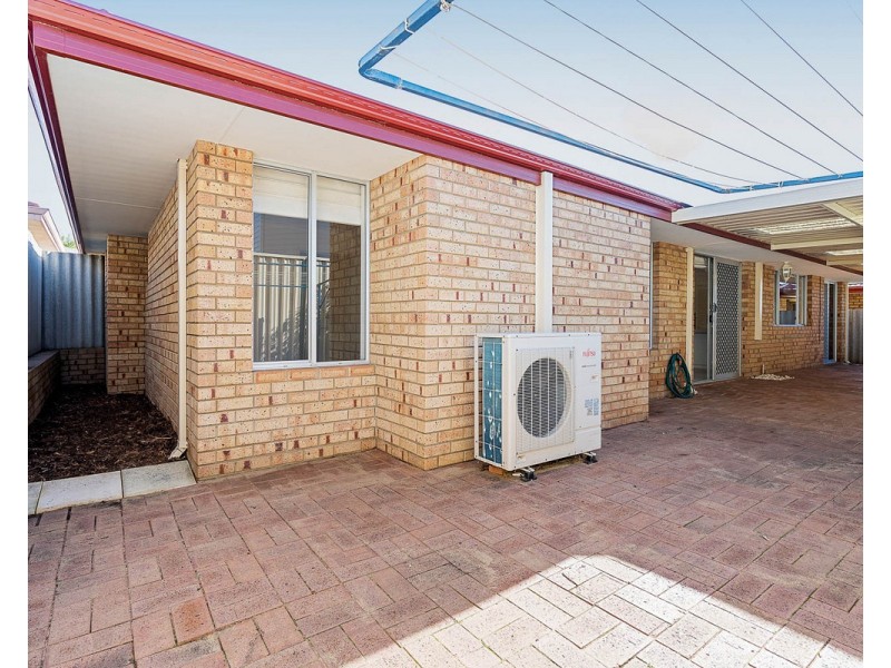 2/10 Zenobia Street, Palmyra WA 6157