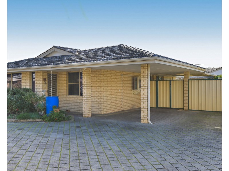 12/11 Firetail Place, Kenwick WA 6107