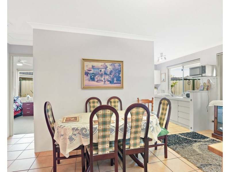 12/11 Firetail Place, Kenwick WA 6107