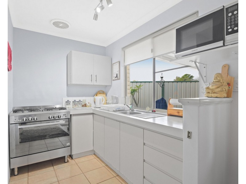 12/11 Firetail Place, Kenwick WA 6107