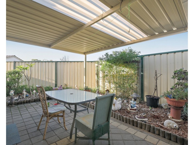 12/11 Firetail Place, Kenwick WA 6107
