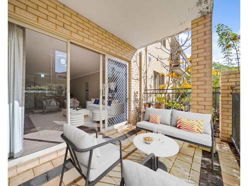 10/24 Burton Street, Cannington WA 6107
