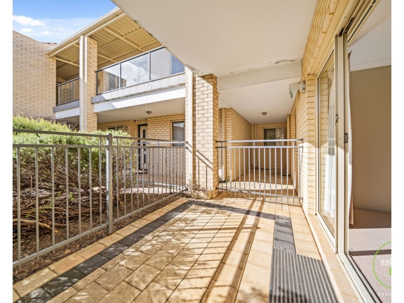 10/24 Burton Street, Cannington WA 6107