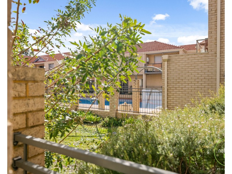 10/24 Burton Street, Cannington WA 6107