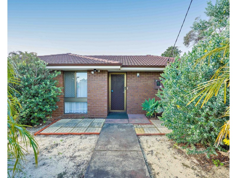 5 Kendal Court, Camillo WA 6111