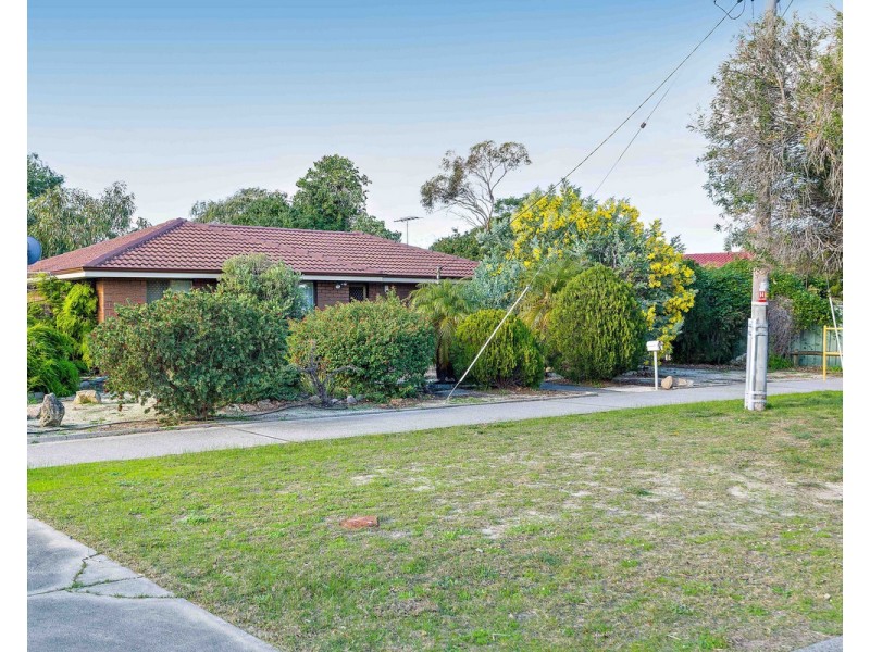 5 Kendal Court, Camillo WA 6111