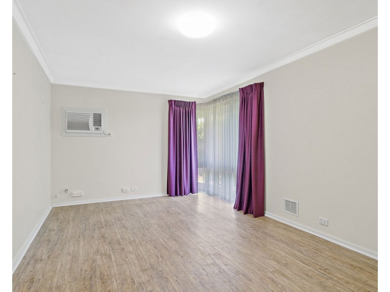 5 Kendal Court, Camillo WA 6111