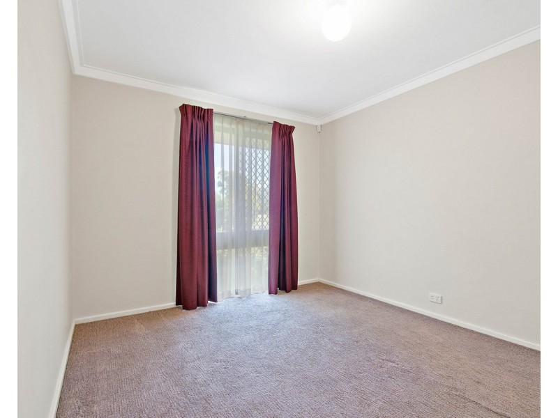 5 Kendal Court, Camillo WA 6111