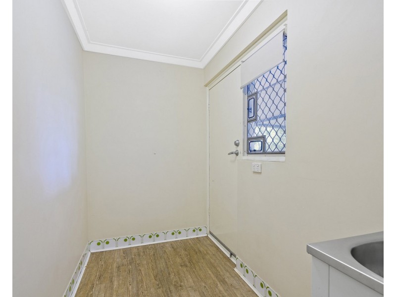 5 Kendal Court, Camillo WA 6111