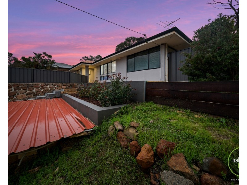 25 Jade Street, Mount Richon WA 6112