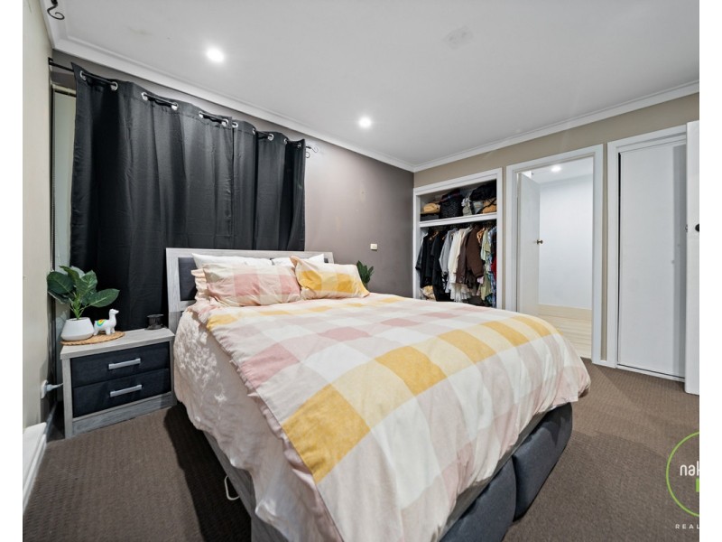 25 Jade Street, Mount Richon WA 6112
