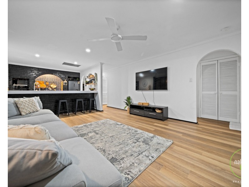 25 Jade Street, Mount Richon WA 6112