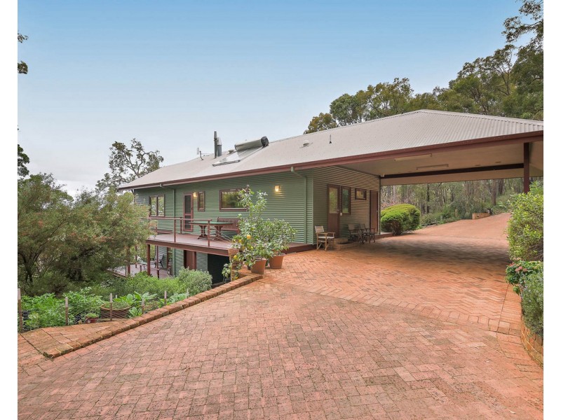 29 Simons Drive, Roleystone WA 6111