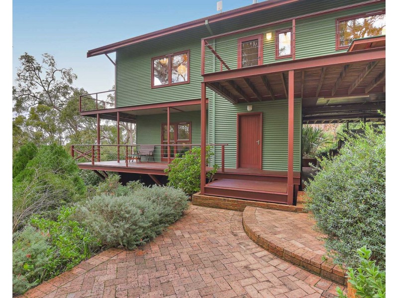 29 Simons Drive, Roleystone WA 6111