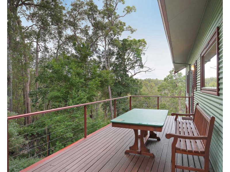 29 Simons Drive, Roleystone WA 6111