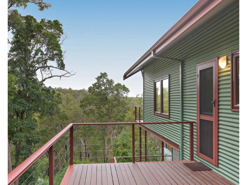 29 Simons Drive, Roleystone WA 6111