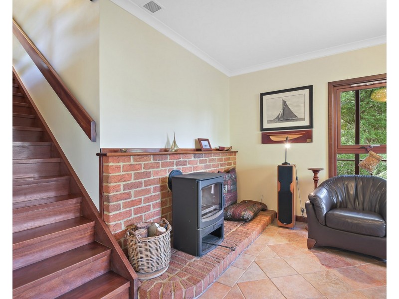 29 Simons Drive, Roleystone WA 6111