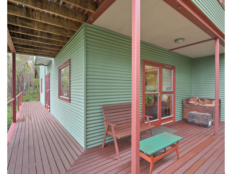 29 Simons Drive, Roleystone WA 6111