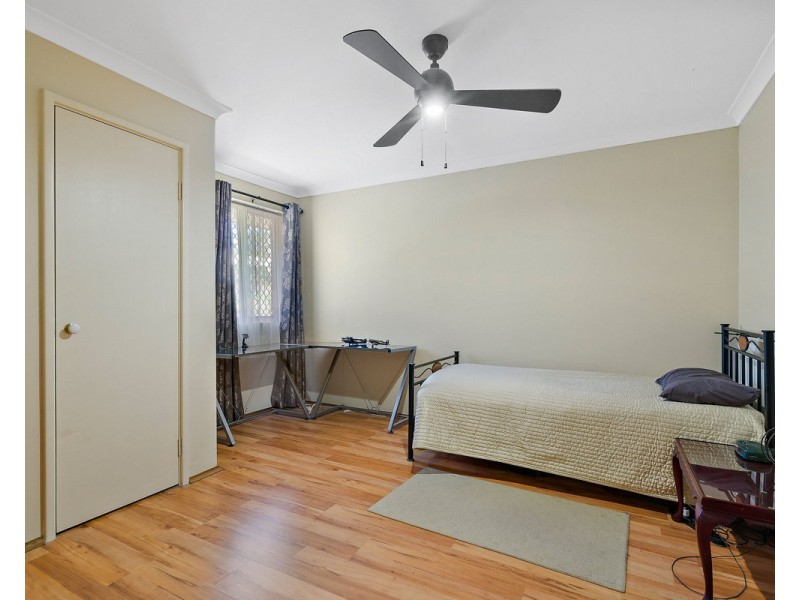 10 Billing Place, Mount Richon WA 6112