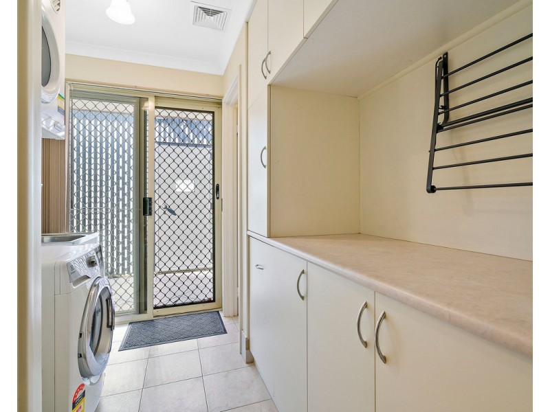 10 Billing Place, Mount Richon WA 6112