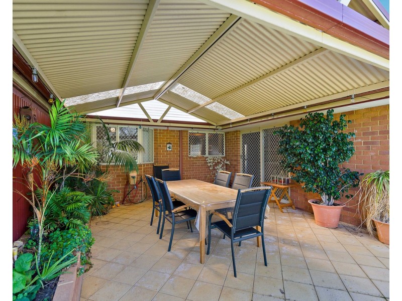 10 Billing Place, Mount Richon WA 6112