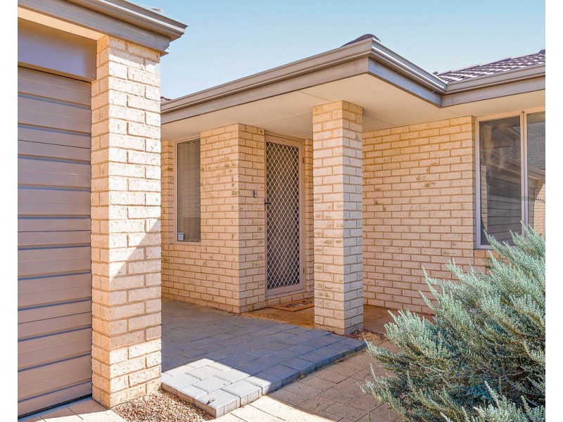 1 Trotman Court, Brookdale WA 6112