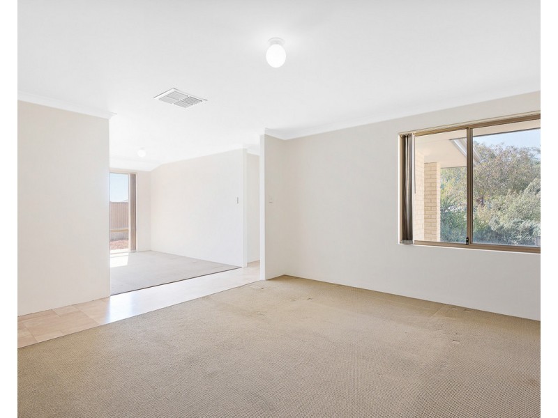 1 Trotman Court, Brookdale WA 6112