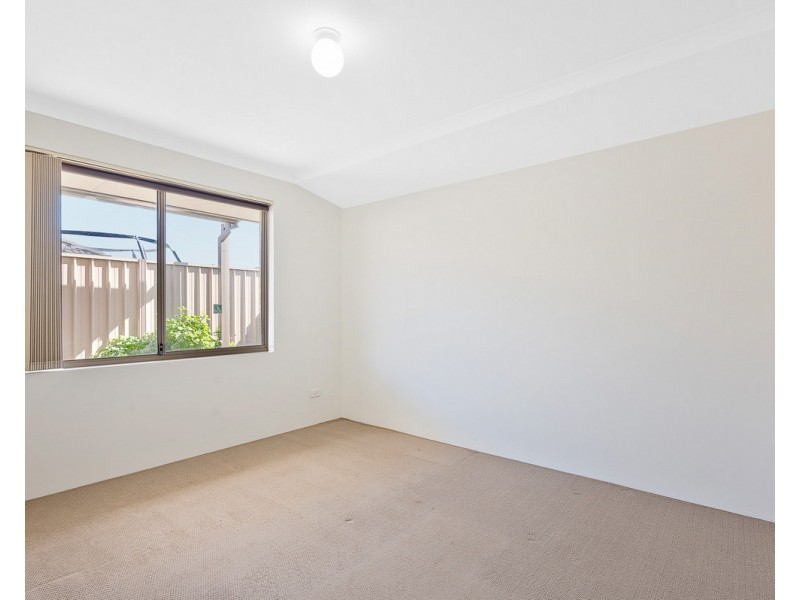 1 Trotman Court, Brookdale WA 6112