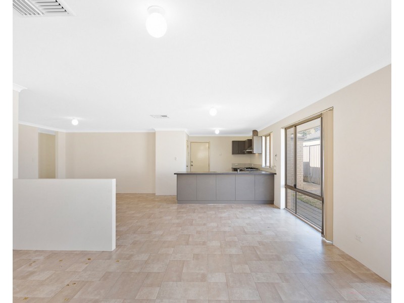 1 Trotman Court, Brookdale WA 6112