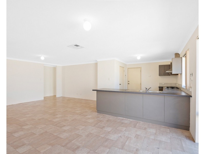 1 Trotman Court, Brookdale WA 6112