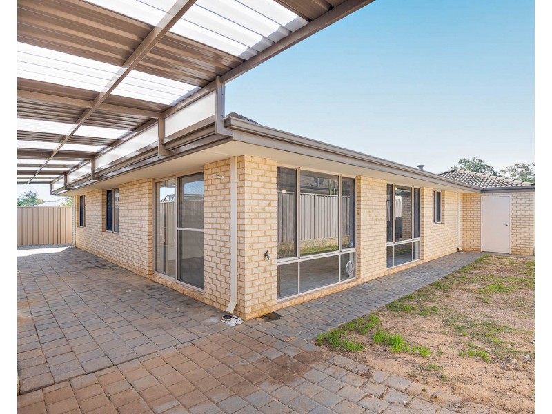 1 Trotman Court, Brookdale WA 6112