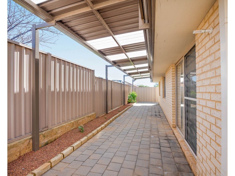 1 Trotman Court, Brookdale WA 6112