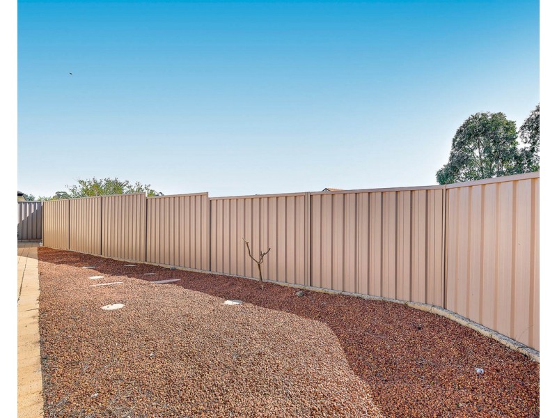 1 Trotman Court, Brookdale WA 6112