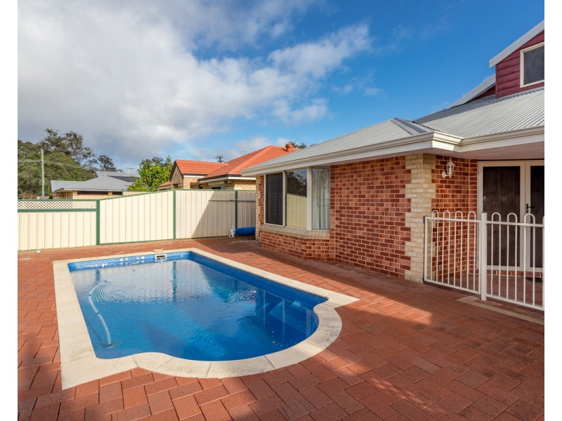 6 Huntley Close, East Cannington WA 6107