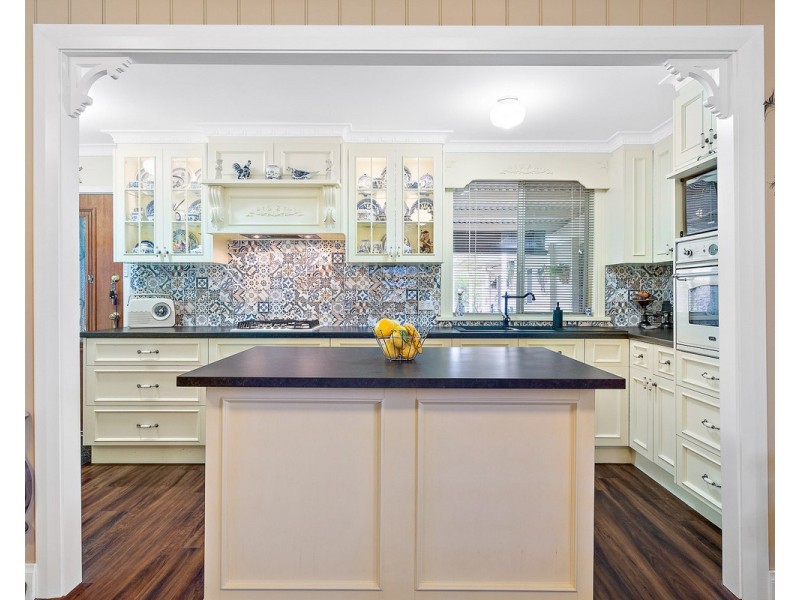 53 River Road, Kelmscott WA 6111