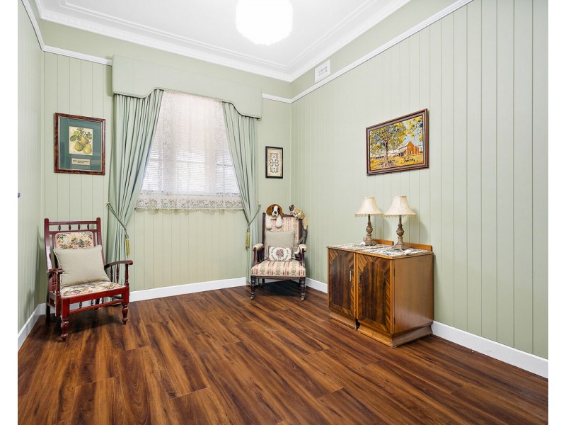 53 River Road, Kelmscott WA 6111