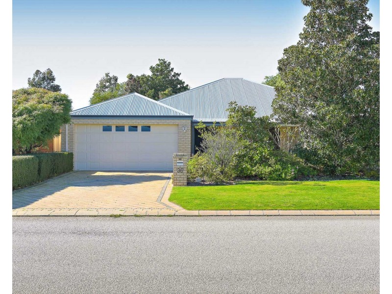 36 Mount Park Way, Canning Vale WA 6155