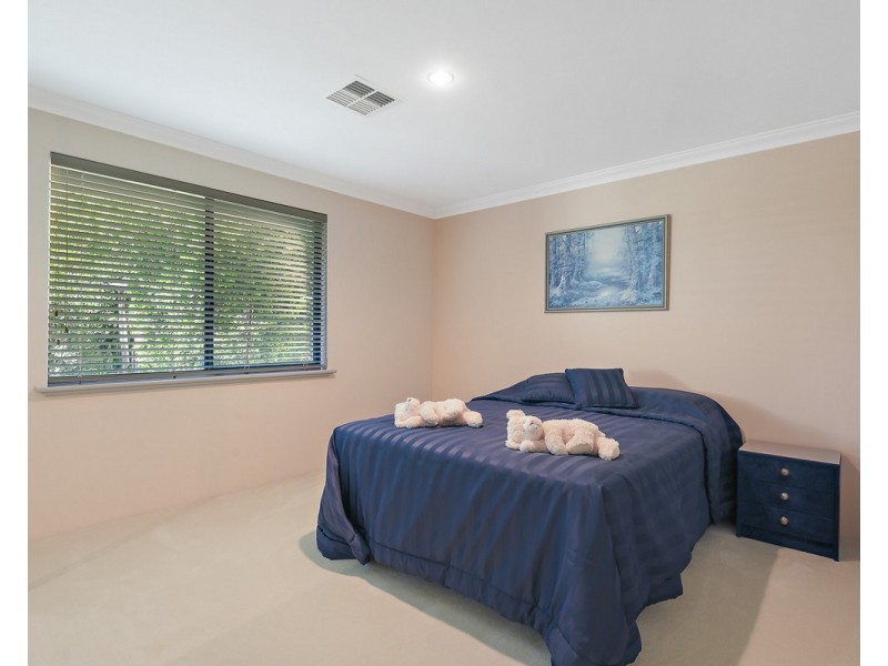 36 Mount Park Way, Canning Vale WA 6155
