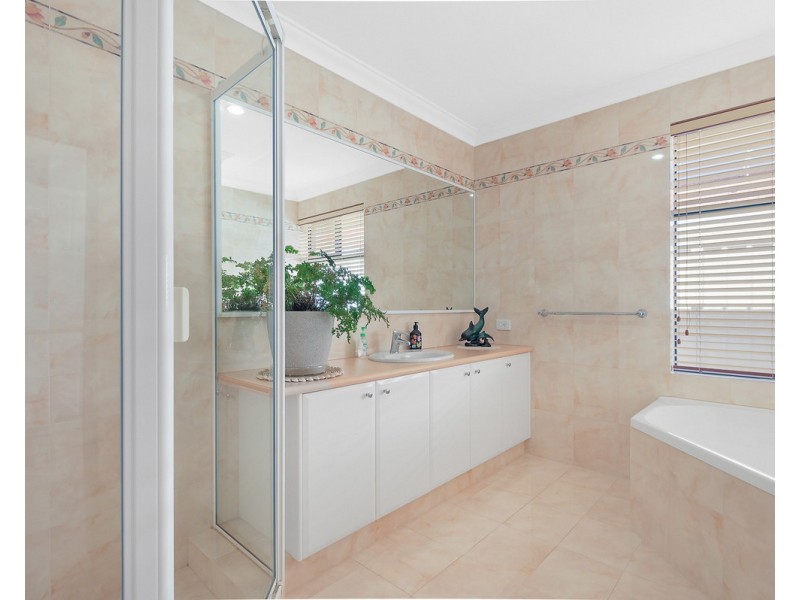 36 Mount Park Way, Canning Vale WA 6155