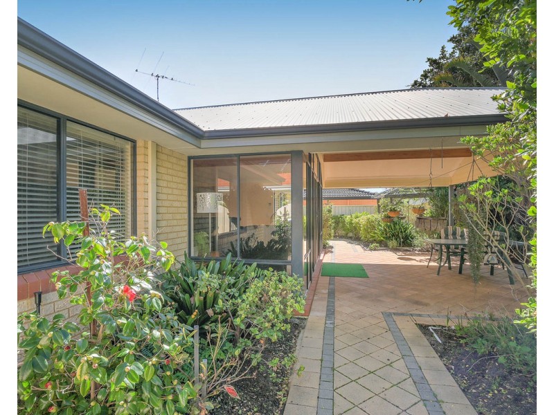 36 Mount Park Way, Canning Vale WA 6155