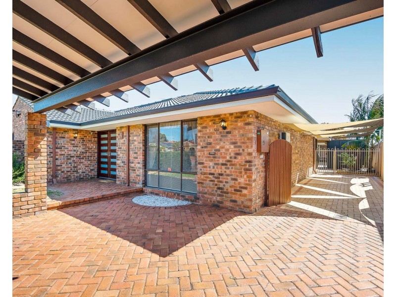 4 Crawford Court, Safety Bay WA 6169