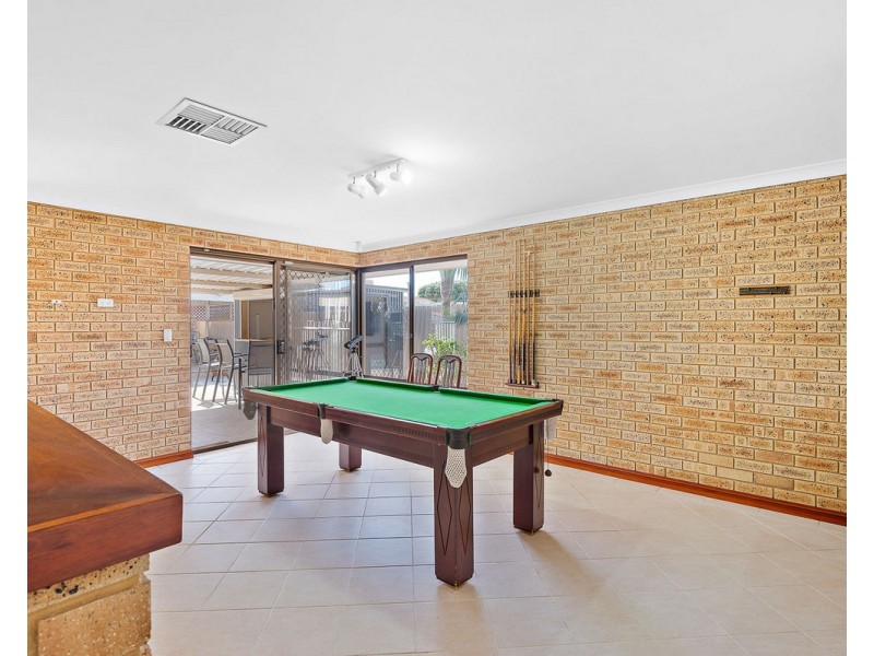 4 Crawford Court, Safety Bay WA 6169