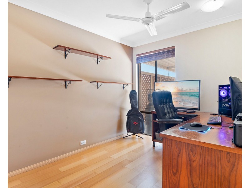 4 Crawford Court, Safety Bay WA 6169