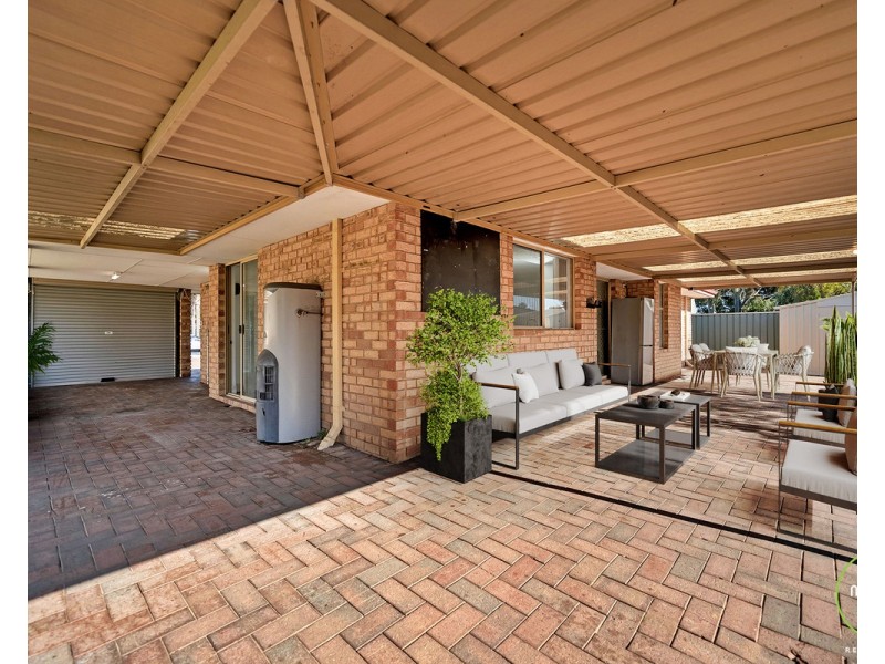 22 Logan Court, Seville Grove WA 6112