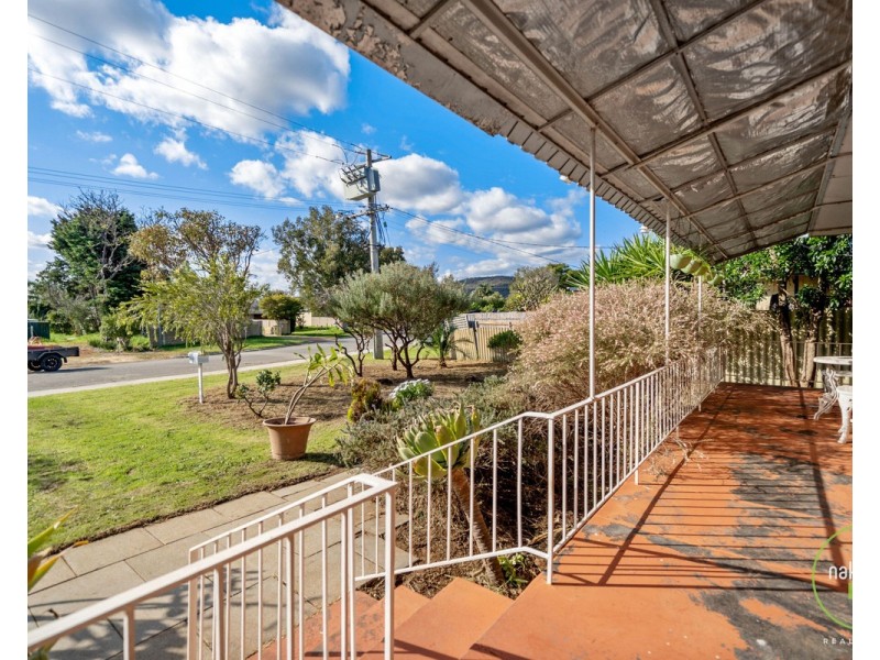 9 Mountain View, Kelmscott WA 6111