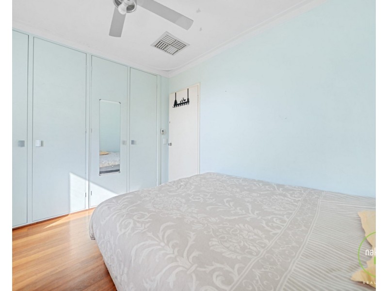 9 Mountain View, Kelmscott WA 6111